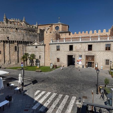 Hostal Restaurante Puerta Del Alcazar Ávila Zewnętrze zdjęcie