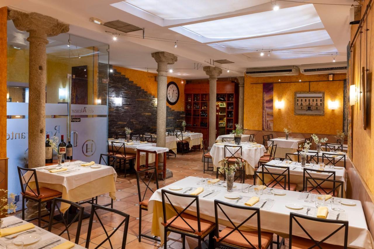 Hostal Restaurante Puerta Del Alcazar Ávila Zewnętrze zdjęcie