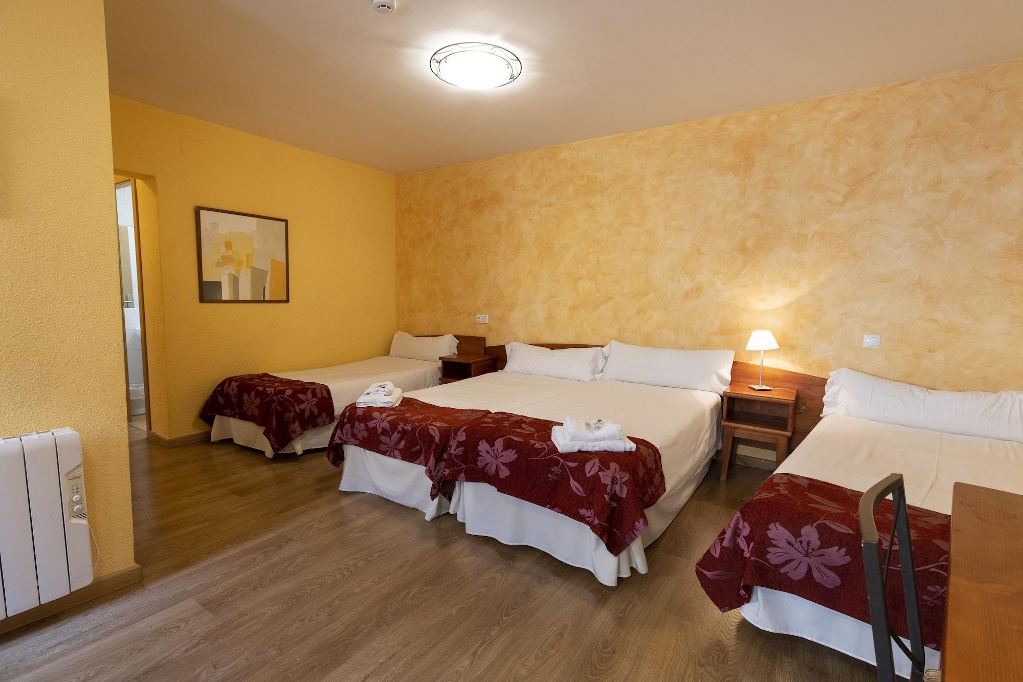 Hostal Restaurante Puerta Del Alcazar Ávila Zewnętrze zdjęcie