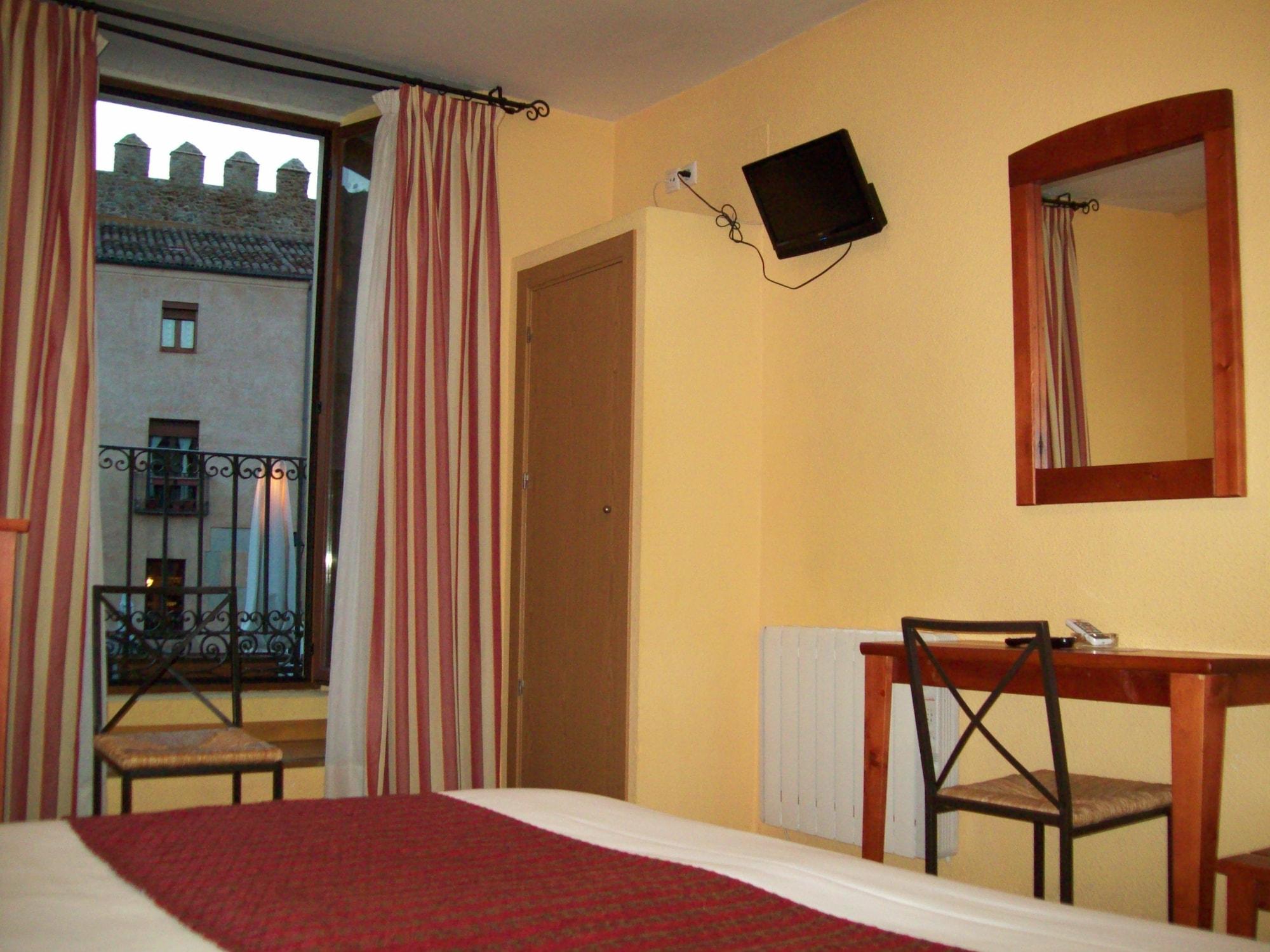 Hostal Restaurante Puerta Del Alcazar Ávila Zewnętrze zdjęcie