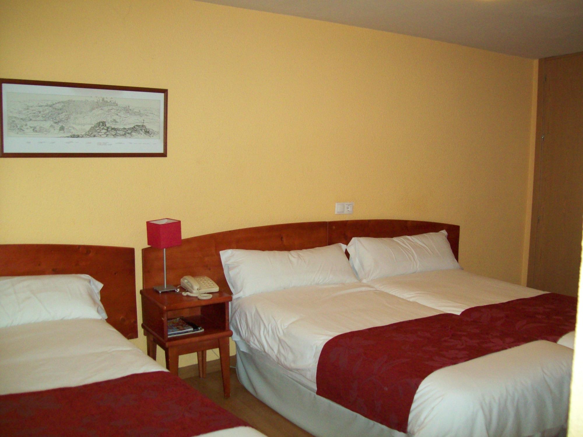 Hostal Restaurante Puerta Del Alcazar Ávila Zewnętrze zdjęcie